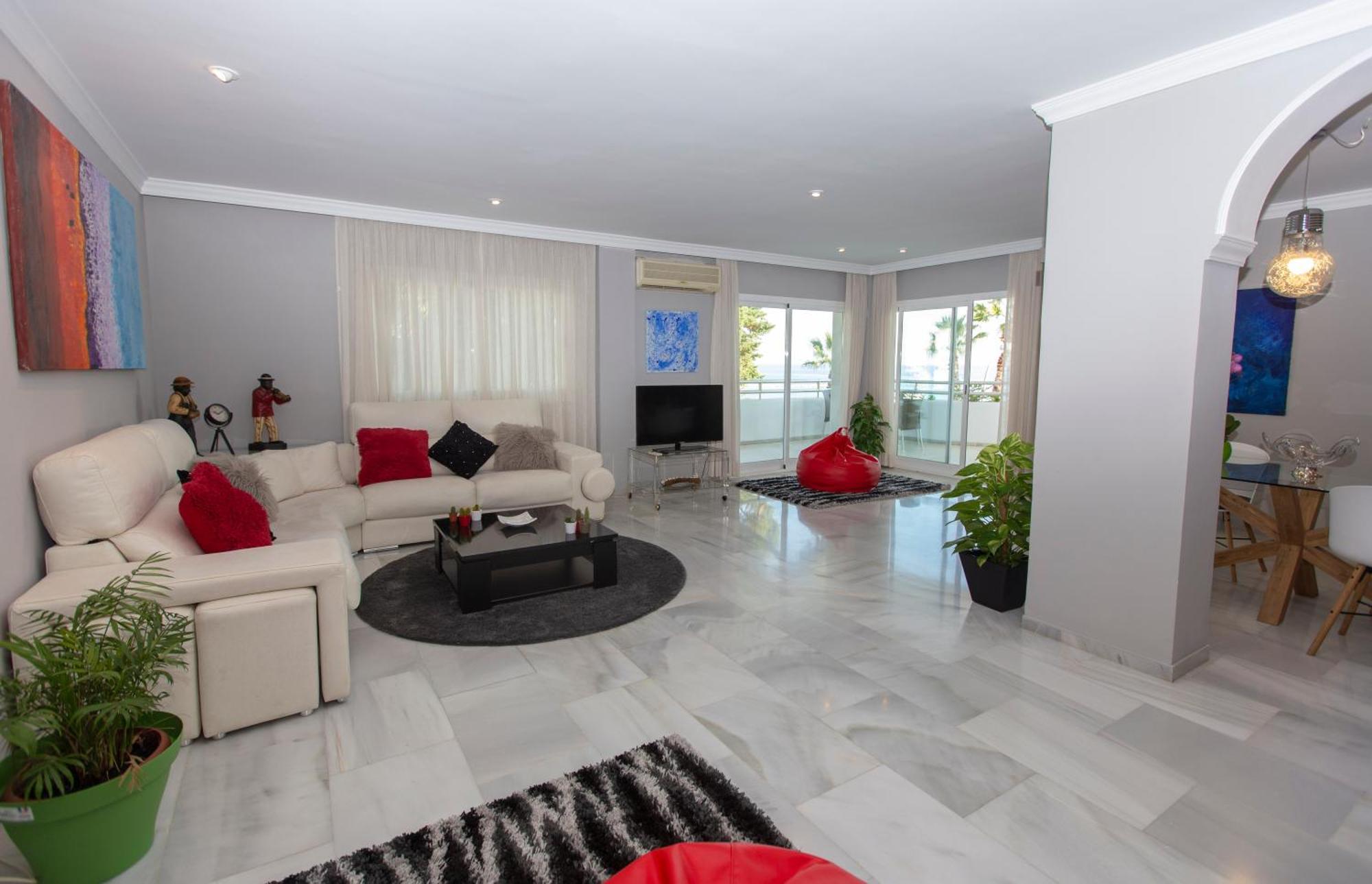 Villa Venecia, Apartamento De Lujo En 1º Linea De Playa + Parking Málaga Buitenkant foto