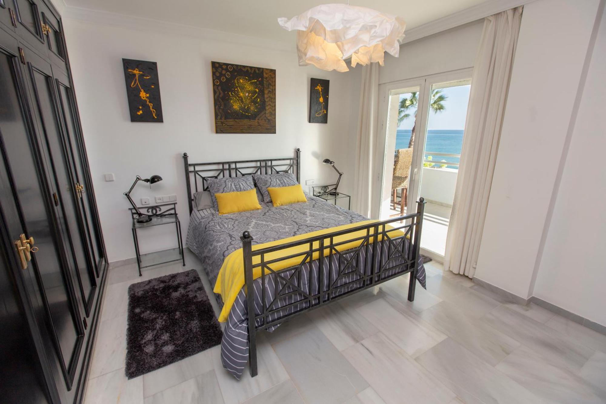 Villa Venecia, Apartamento De Lujo En 1º Linea De Playa + Parking Málaga Buitenkant foto
