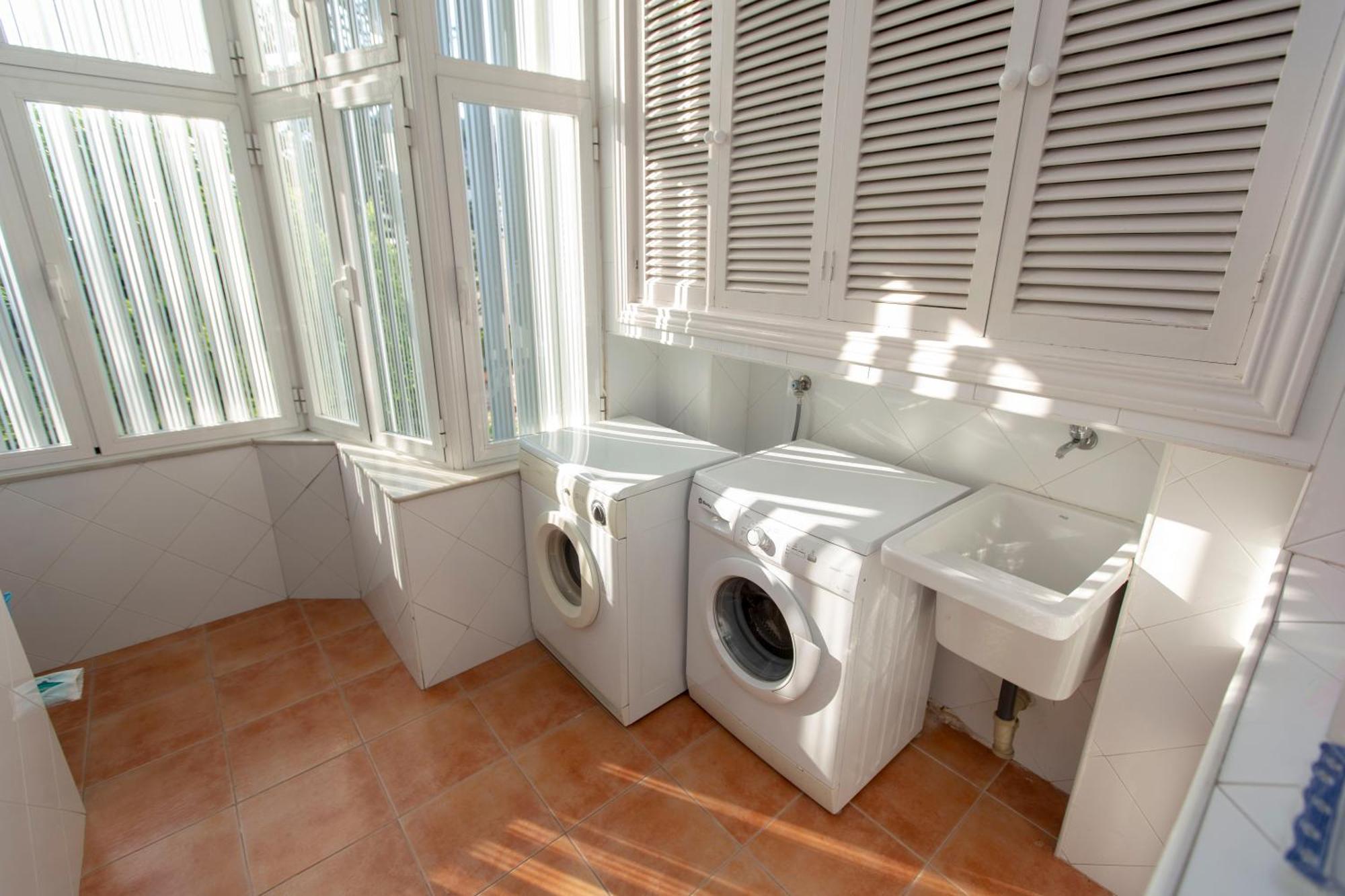 Villa Venecia, Apartamento De Lujo En 1º Linea De Playa + Parking Málaga Buitenkant foto