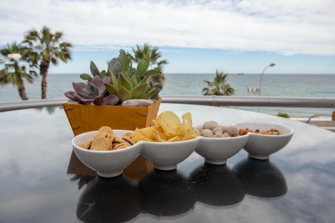 Villa Venecia, Apartamento De Lujo En 1º Linea De Playa + Parking Málaga Buitenkant foto