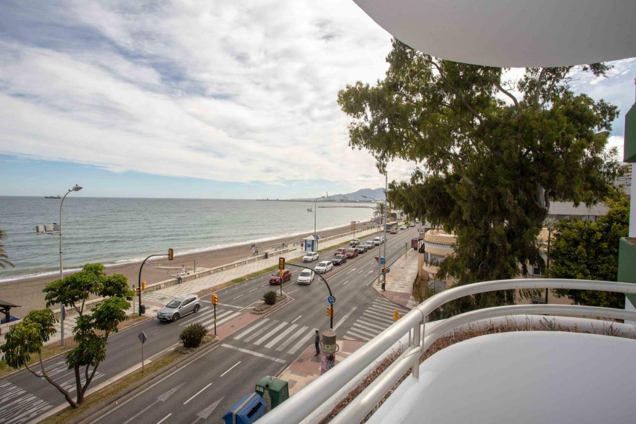 Villa Venecia, Apartamento De Lujo En 1º Linea De Playa + Parking Málaga Buitenkant foto
